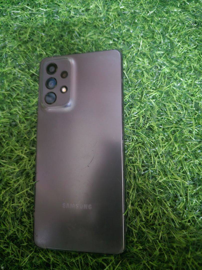 Samsung A73 - Image 2